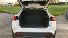 Nissan Juke 1.0 DiG-T 114 N-Connecta 5dr Petrol Hatchback